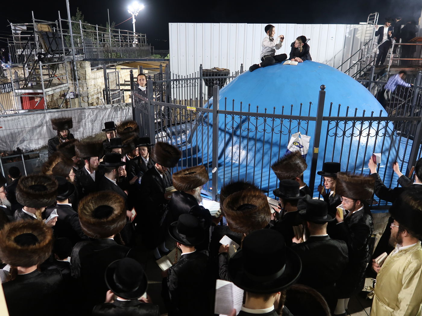 ל"ג בעומר בחצה"ק נדבורנה ירושלים