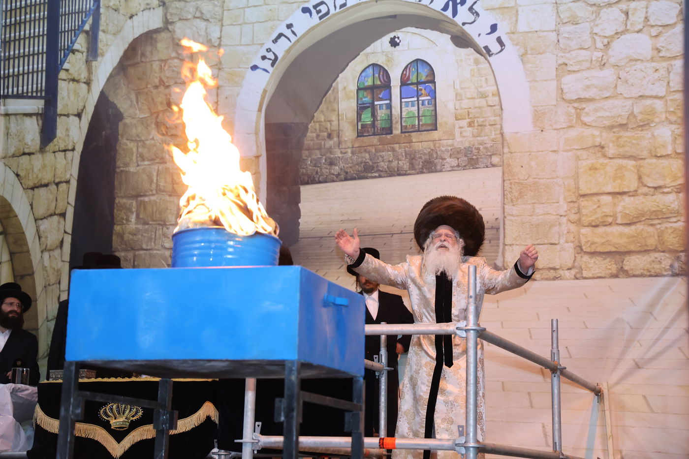 ל"ג בעומר בחצה"ק נדבורנה ירושלים