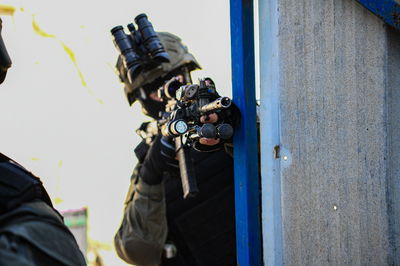 מסתערב, אילוסטרציה