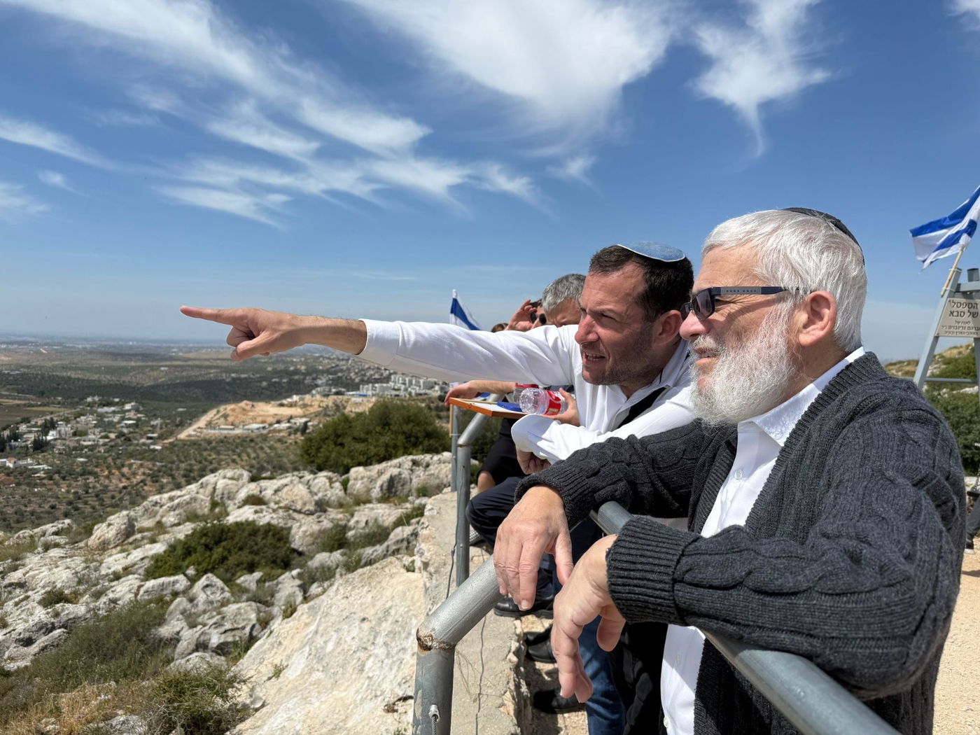 איש העסקים החרדי: "חובה לחקור אובייקטיבית את הטבח"
