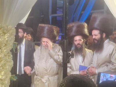 הרב ארוש חיתן את בת זקוניו ורקד עם מטאטא • צפו בתיעוד