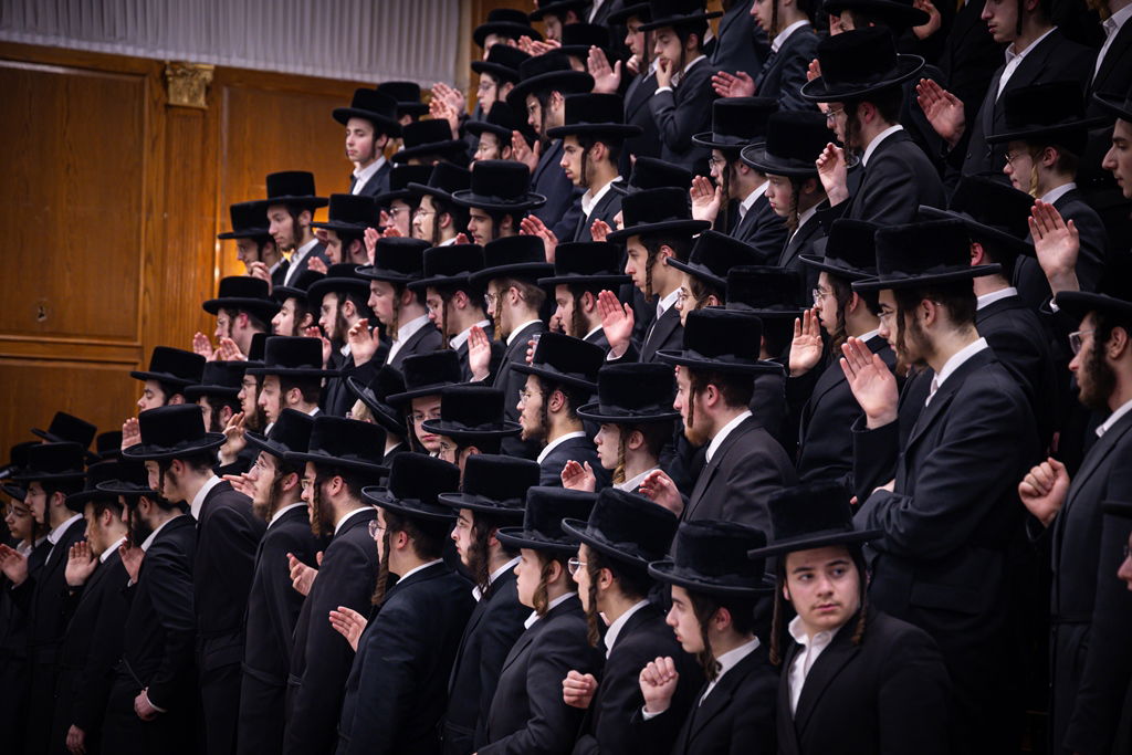 ל"ג בעומר בחצה"ק צאנז קלויזנבורג