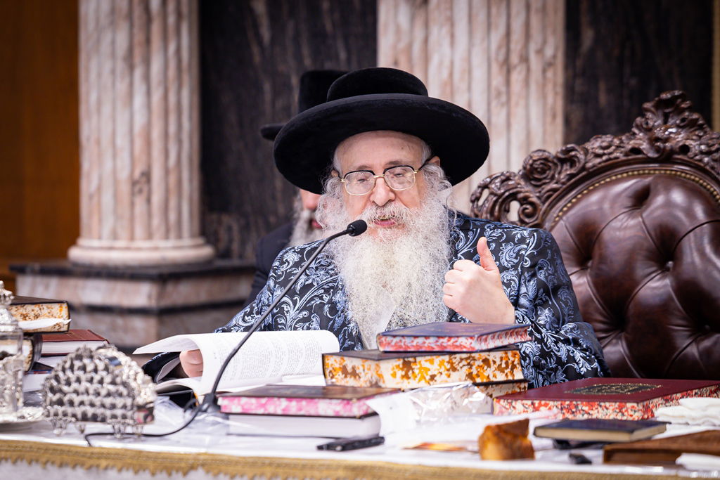 ל"ג בעומר בחצה"ק צאנז קלויזנבורג