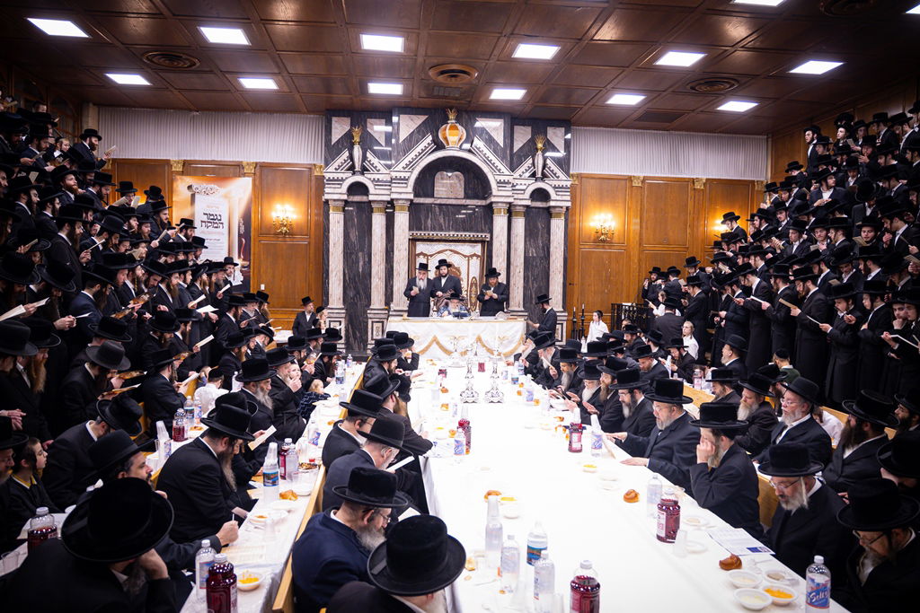 ל"ג בעומר בחצה"ק צאנז קלויזנבורג