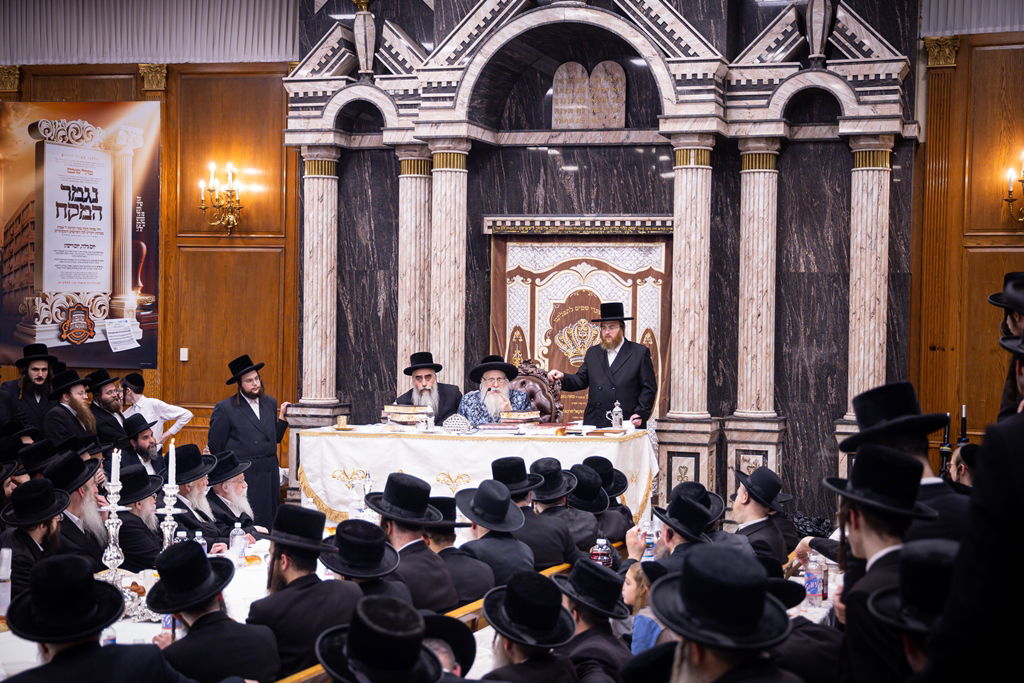 ל"ג בעומר בחצה"ק צאנז קלויזנבורג