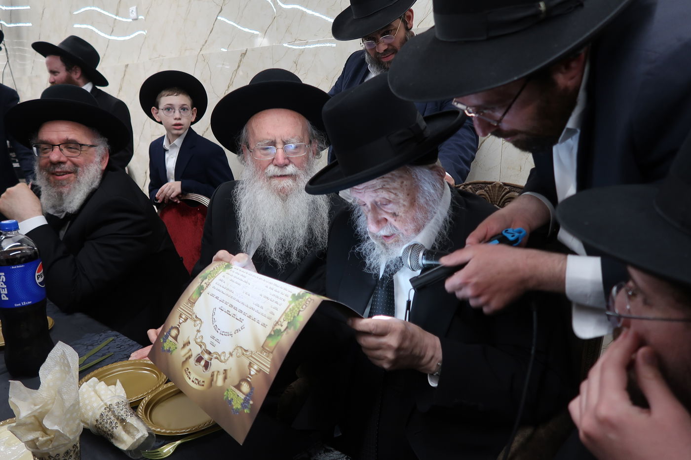 אירוסין לנכדת 'המתמיד'