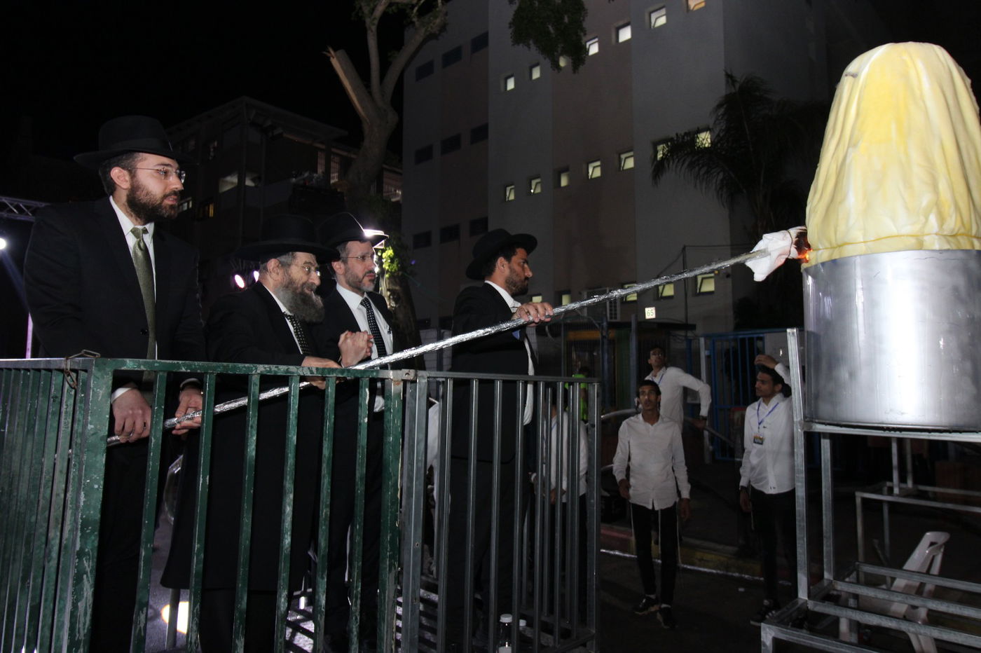 ההדלקה המרכזית בחמדת שמעון