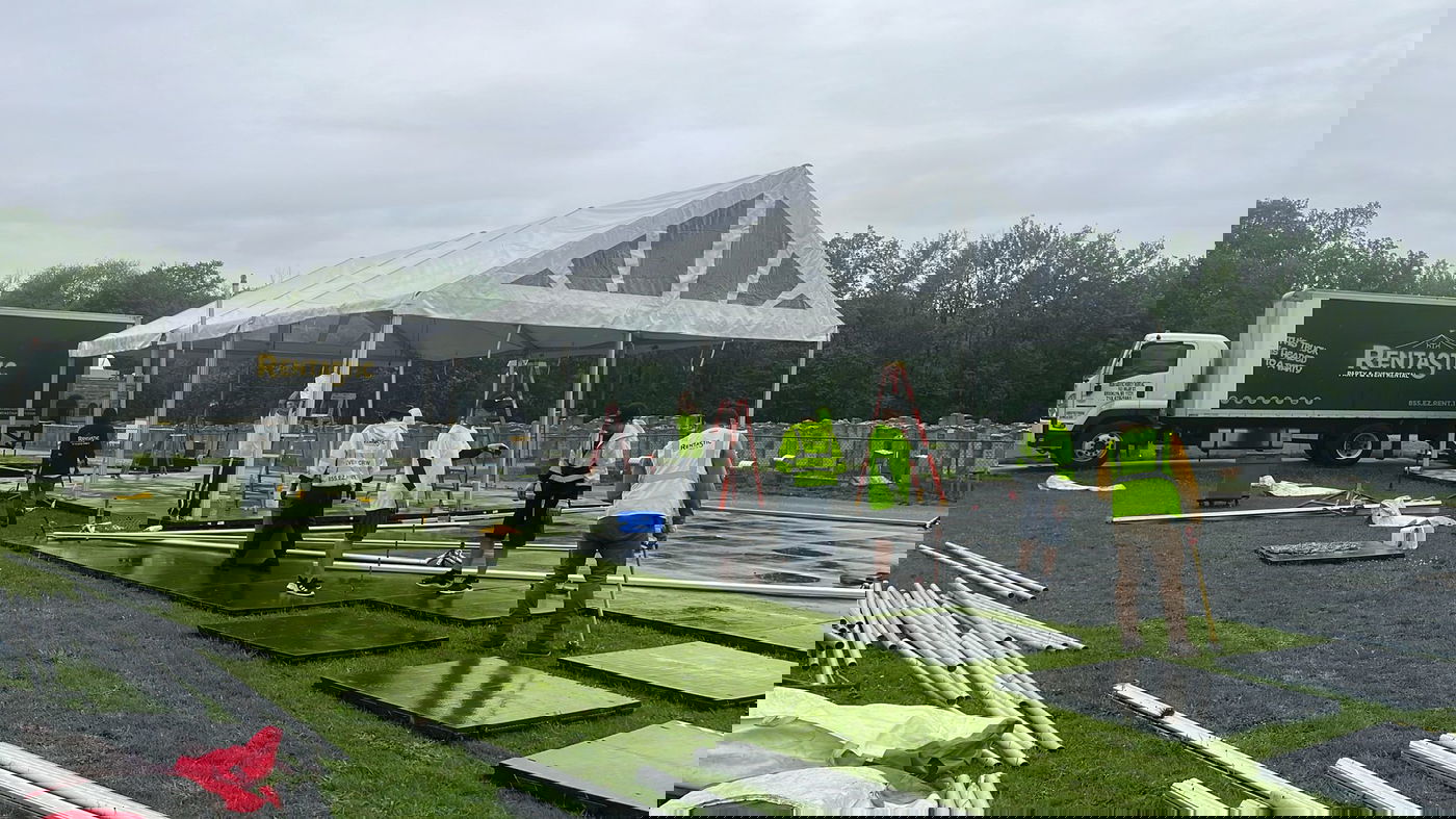 אלפי ישראל בעליה לציון הרה"ק מבאבוב זצ"ל בליל ל"ג בעומר תשפ"ה