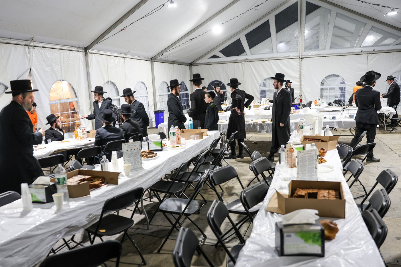 אלפי ישראל בעליה לציון הרה"ק מבאבוב זצ"ל בליל ל"ג בעומר תשפ"ה