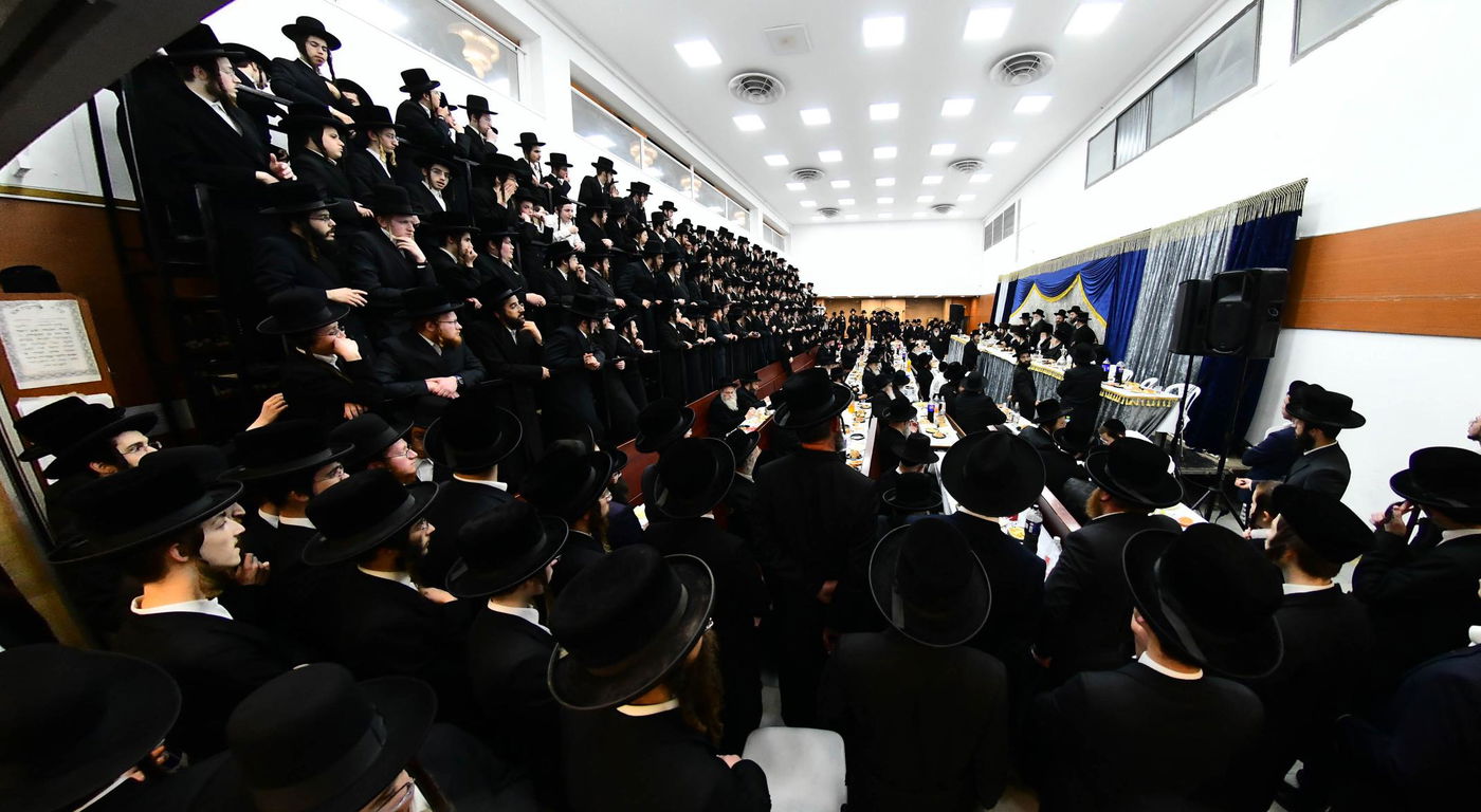 שמחת בר המצווה בחצה"ק נדבורנה - מודז'יץ