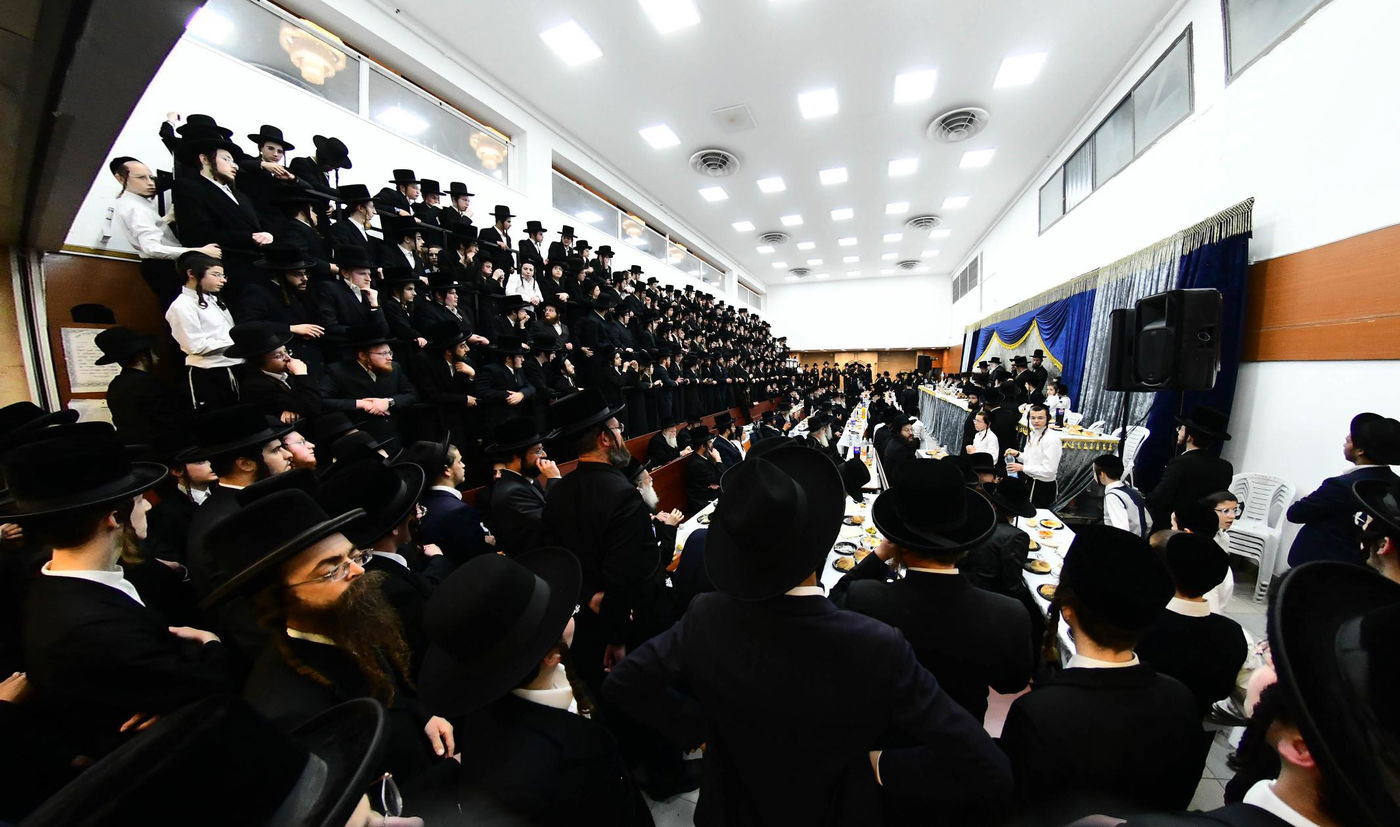 שמחת בר המצווה בחצה"ק נדבורנה - מודז'יץ