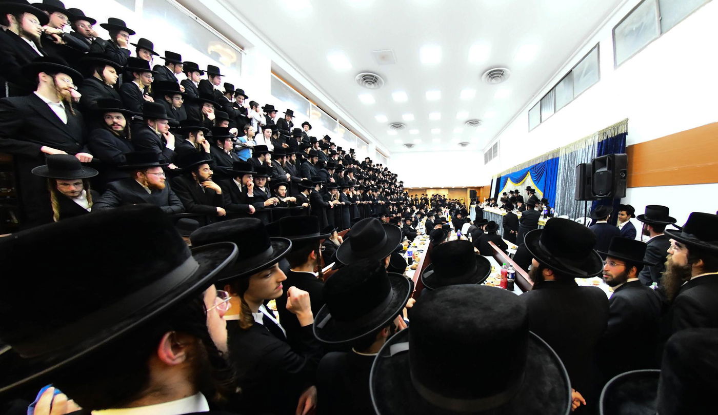 שמחת בר המצווה בחצה"ק נדבורנה - מודז'יץ