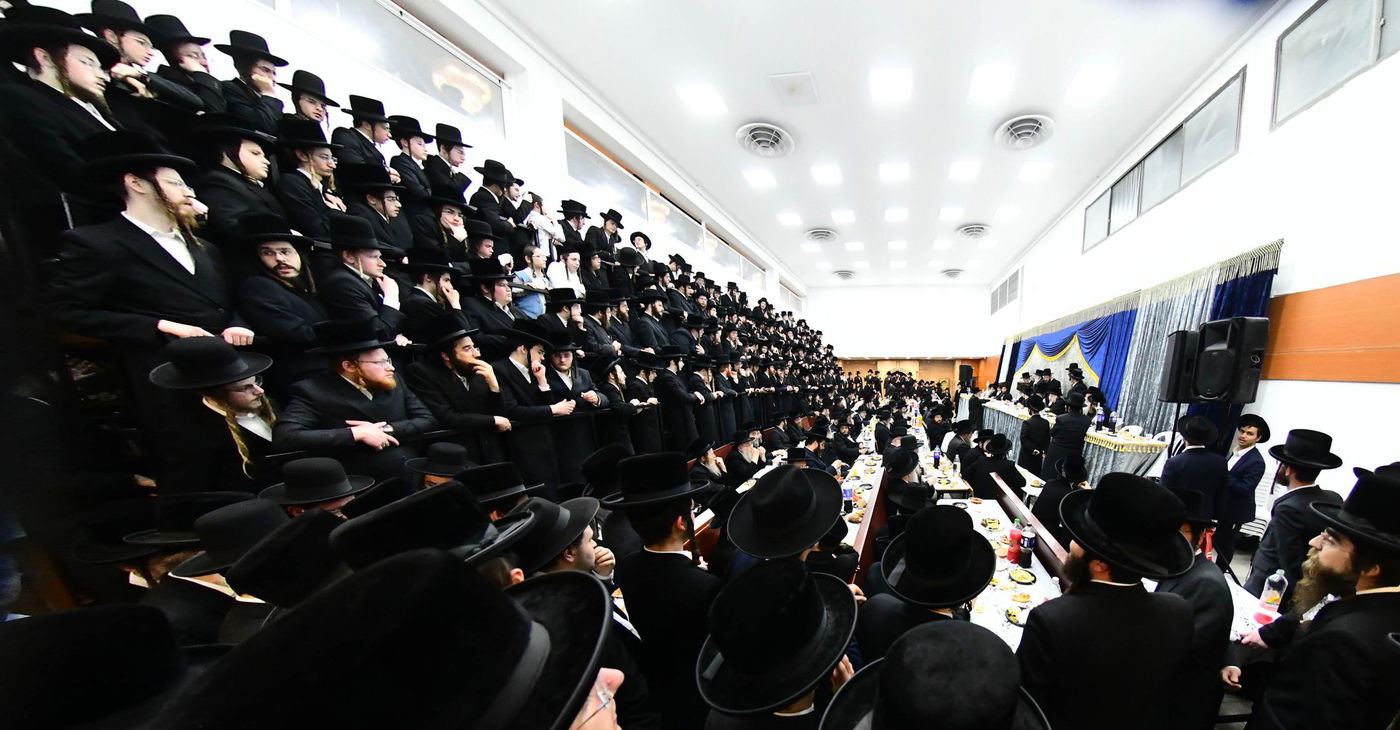 שמחת בר המצווה בחצה"ק נדבורנה - מודז'יץ