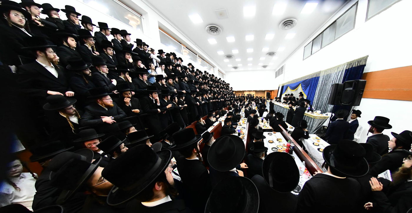 שמחת בר המצווה בחצה"ק נדבורנה - מודז'יץ