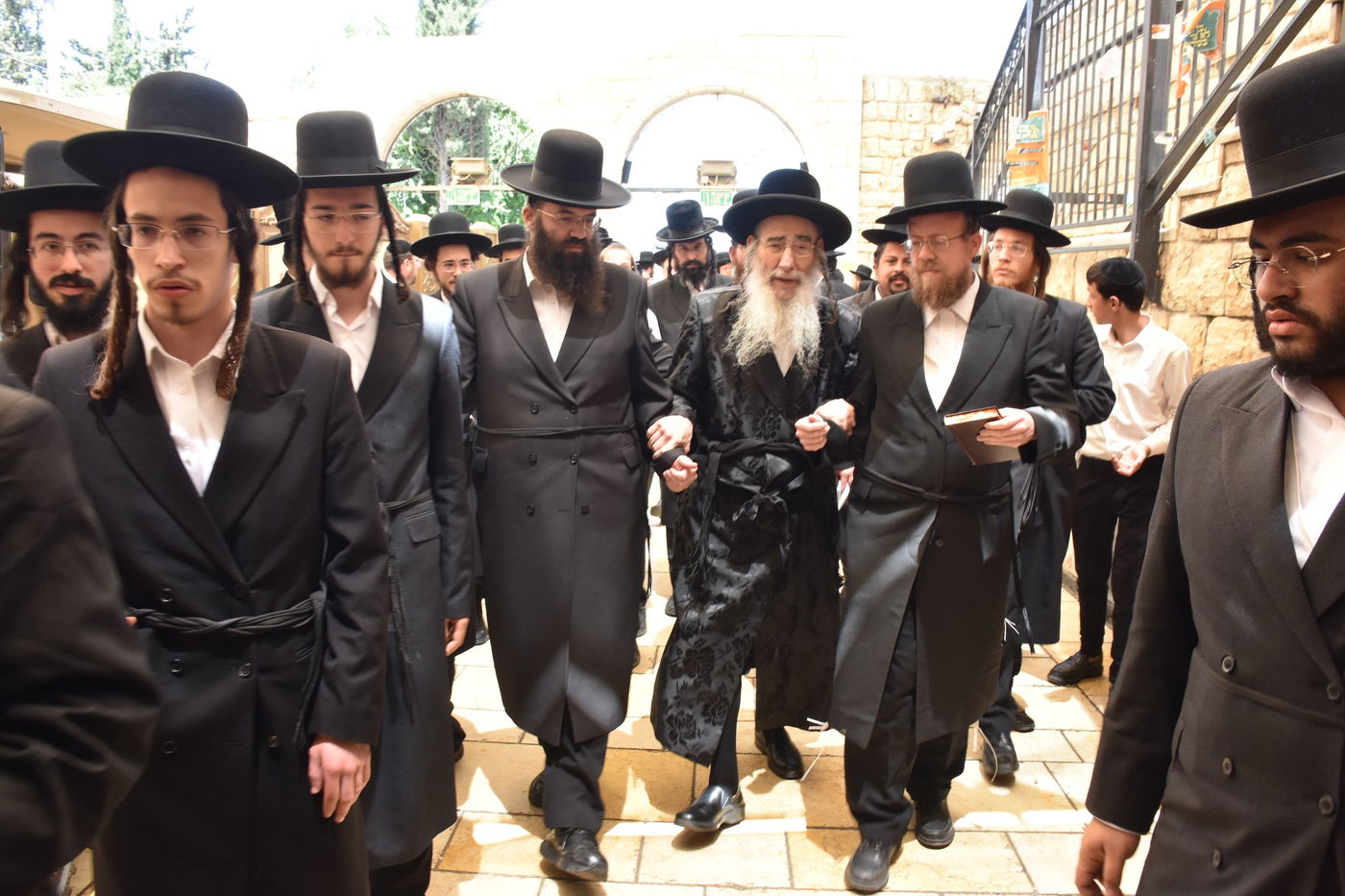 האדמו"ר מאלכסנדר במירון