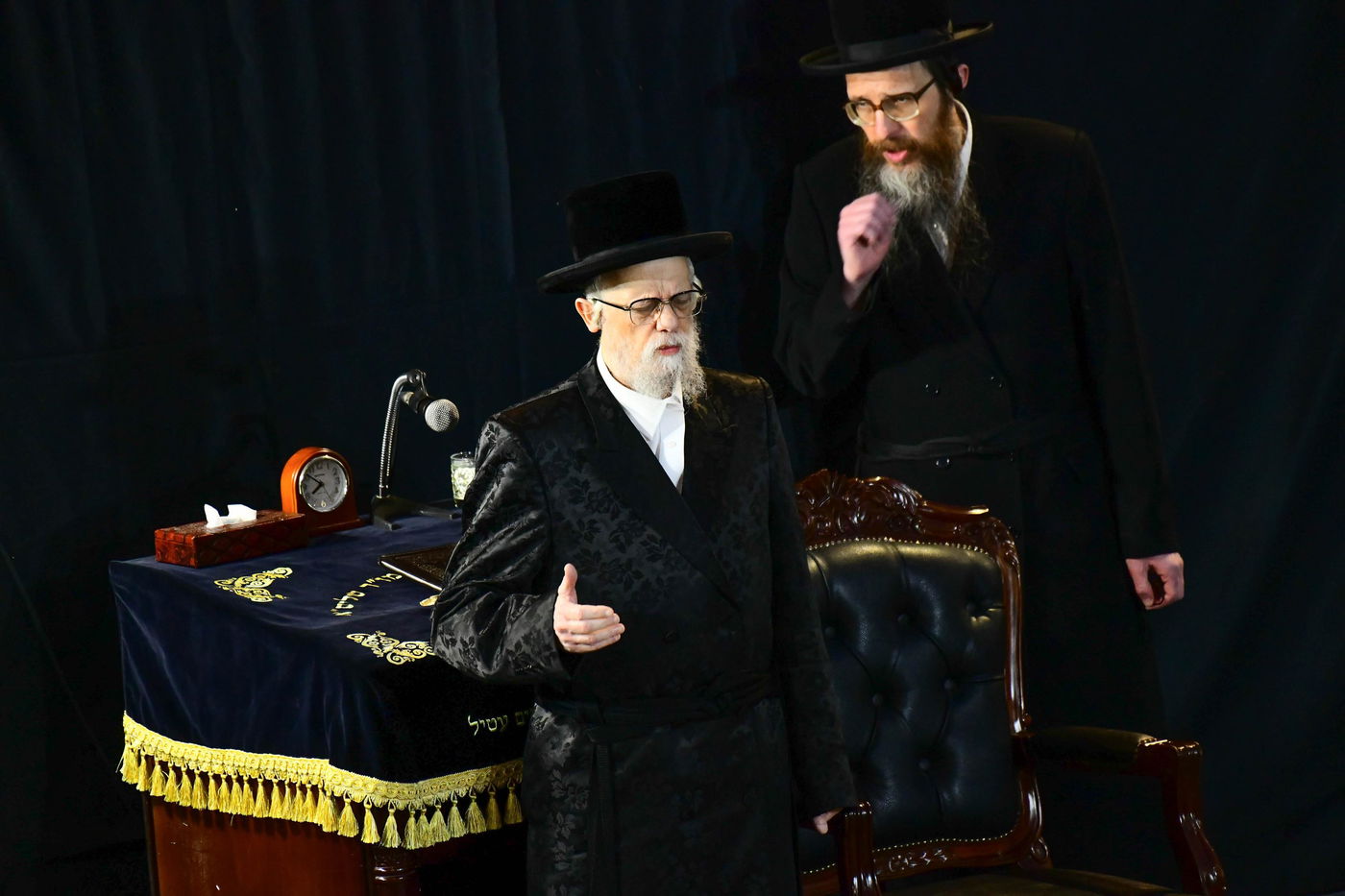 האדמו"ר מסערט ויז'ניץ באתרא קדישא מירון