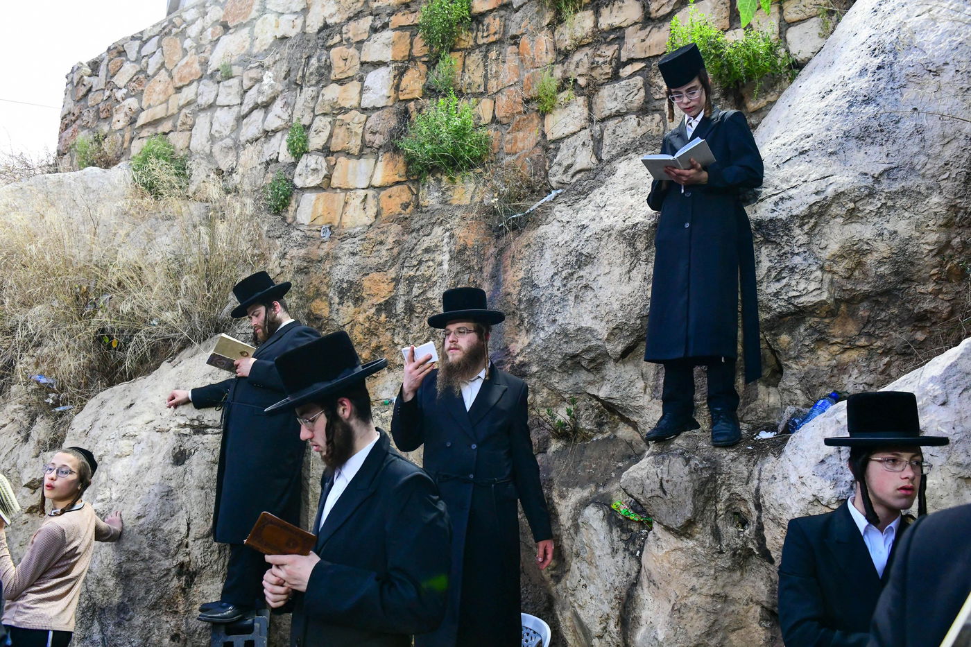 האדמו"ר מסערט ויז'ניץ באתרא קדישא מירון