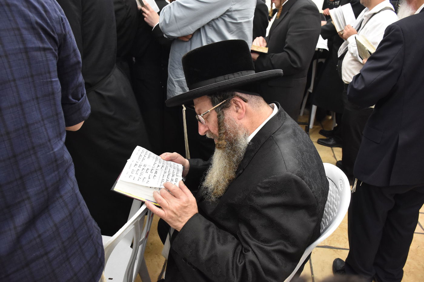 האדמו"ר מטשאקווא בציון הרשב"י במירון