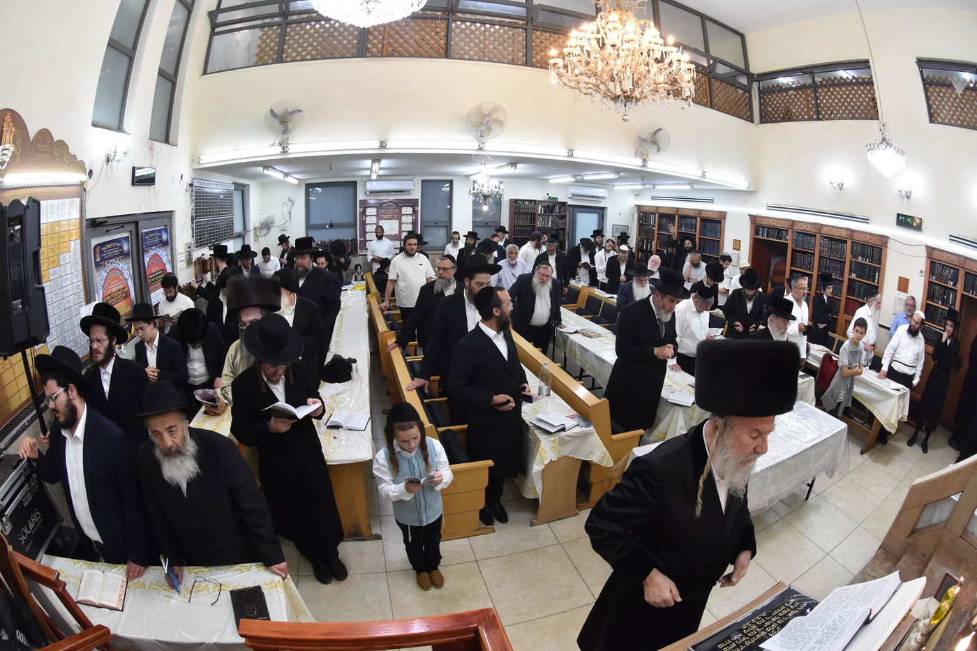 ל"ג בעומר בחצה"ק אשלג