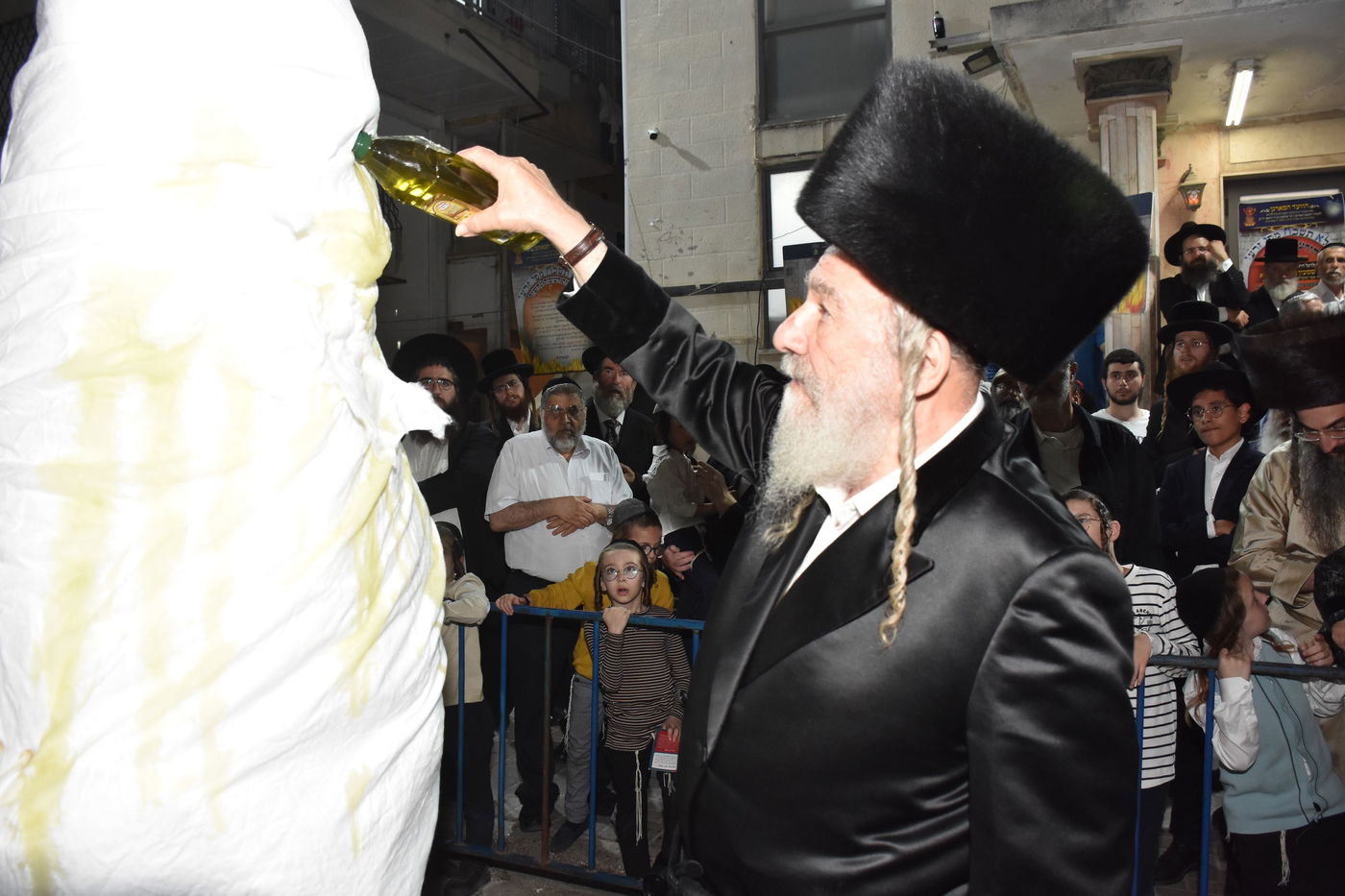 ל"ג בעומר בחצה"ק אשלג