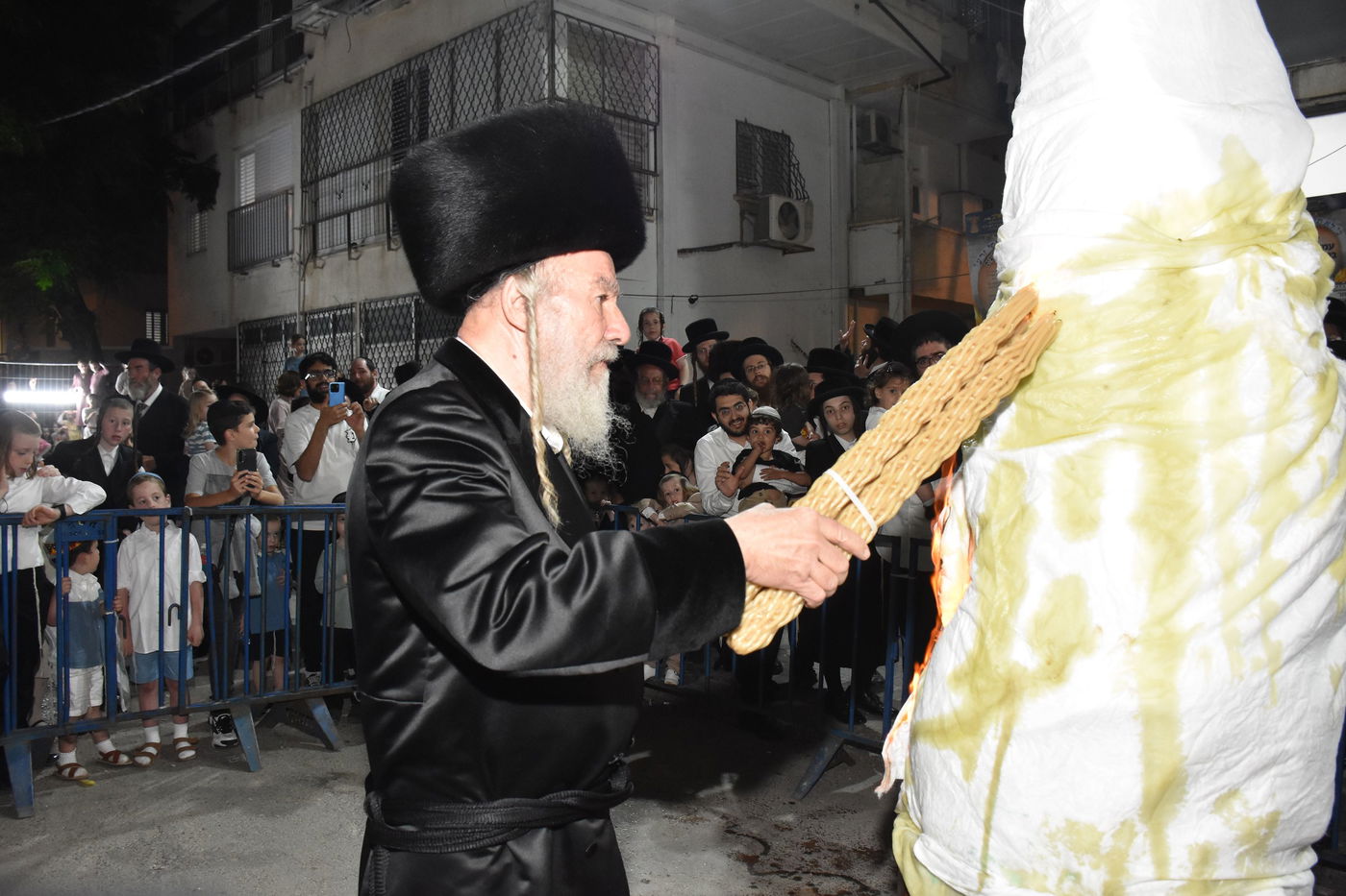 ל"ג בעומר בחצה"ק אשלג