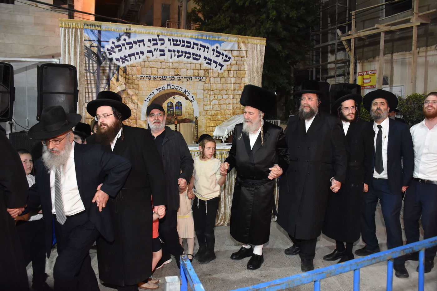 ל"ג בעומר בחצה"ק אשלג