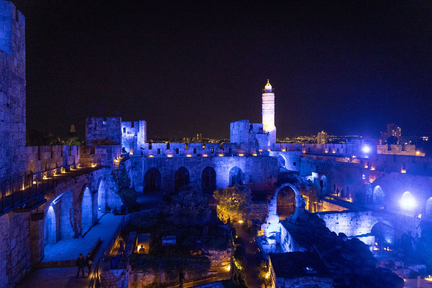 רבים נשבו בקסמיה. ירושלים