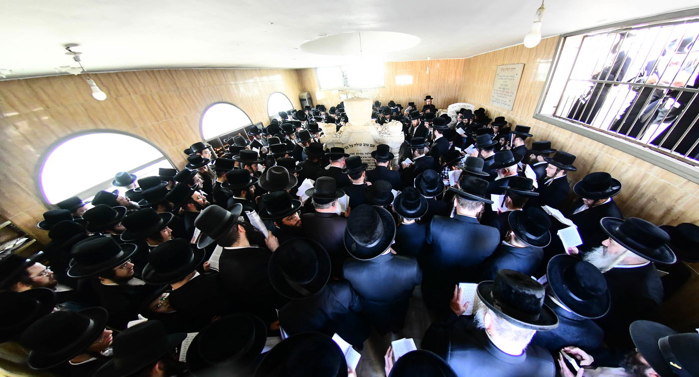 הילולא קדישא בקרעטשניף י-ם