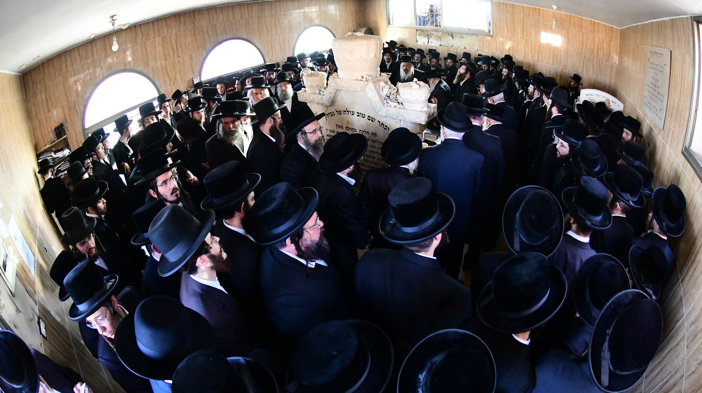 הילולא קדישא בקרעטשניף י-ם