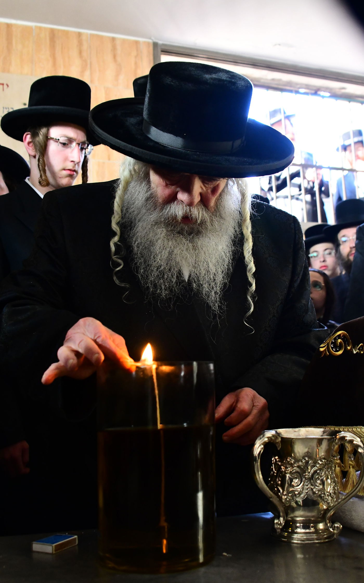 הילולא קדישא בקרעטשניף י-ם