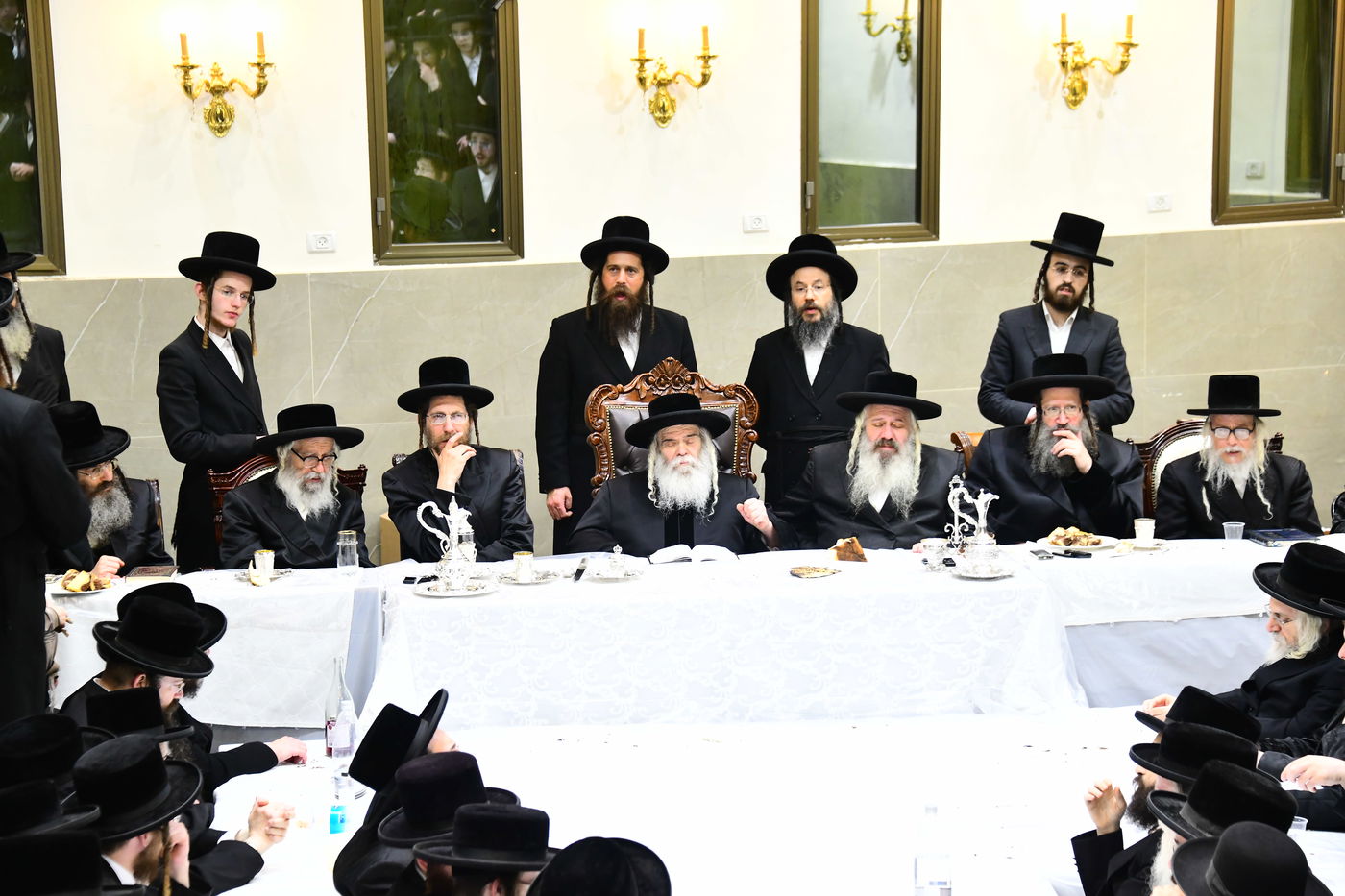 הילולא קדישא בקרעטשניף י-ם