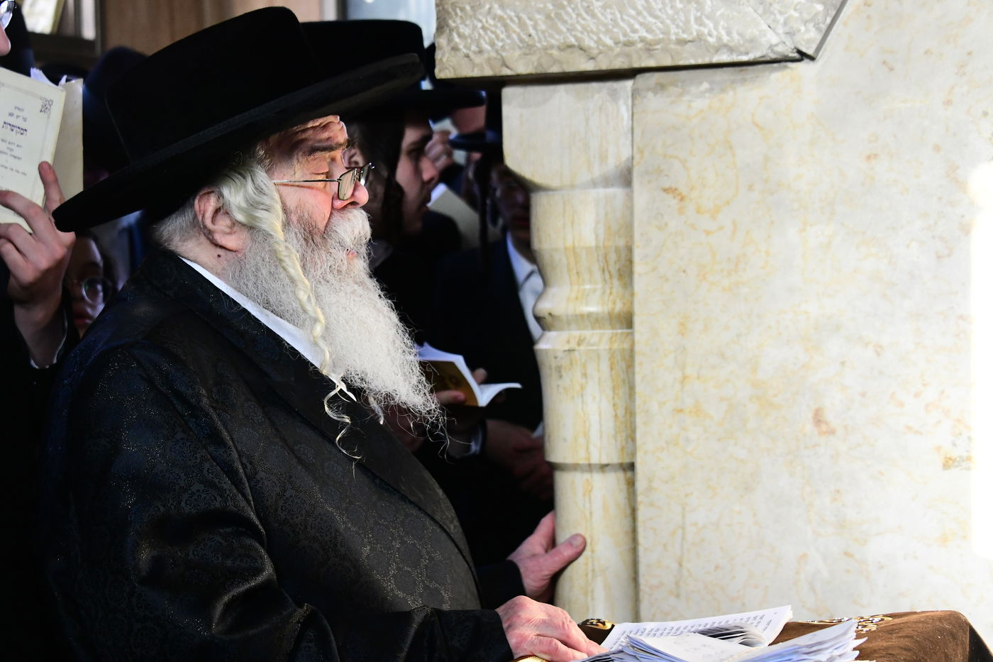 הילולא קדישא בקרעטשניף י-ם