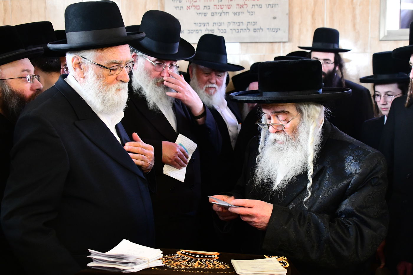 הילולא קדישא בקרעטשניף י-ם