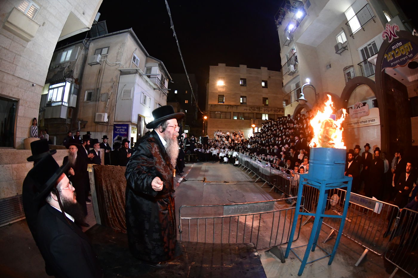 ל"ג בעומר בחצה"ק שבט הלוי