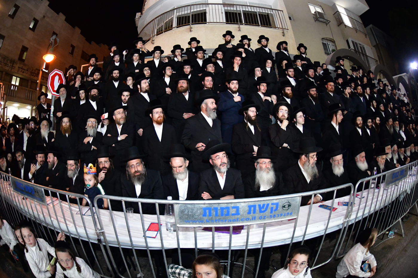 ל"ג בעומר בחצה"ק שבט הלוי