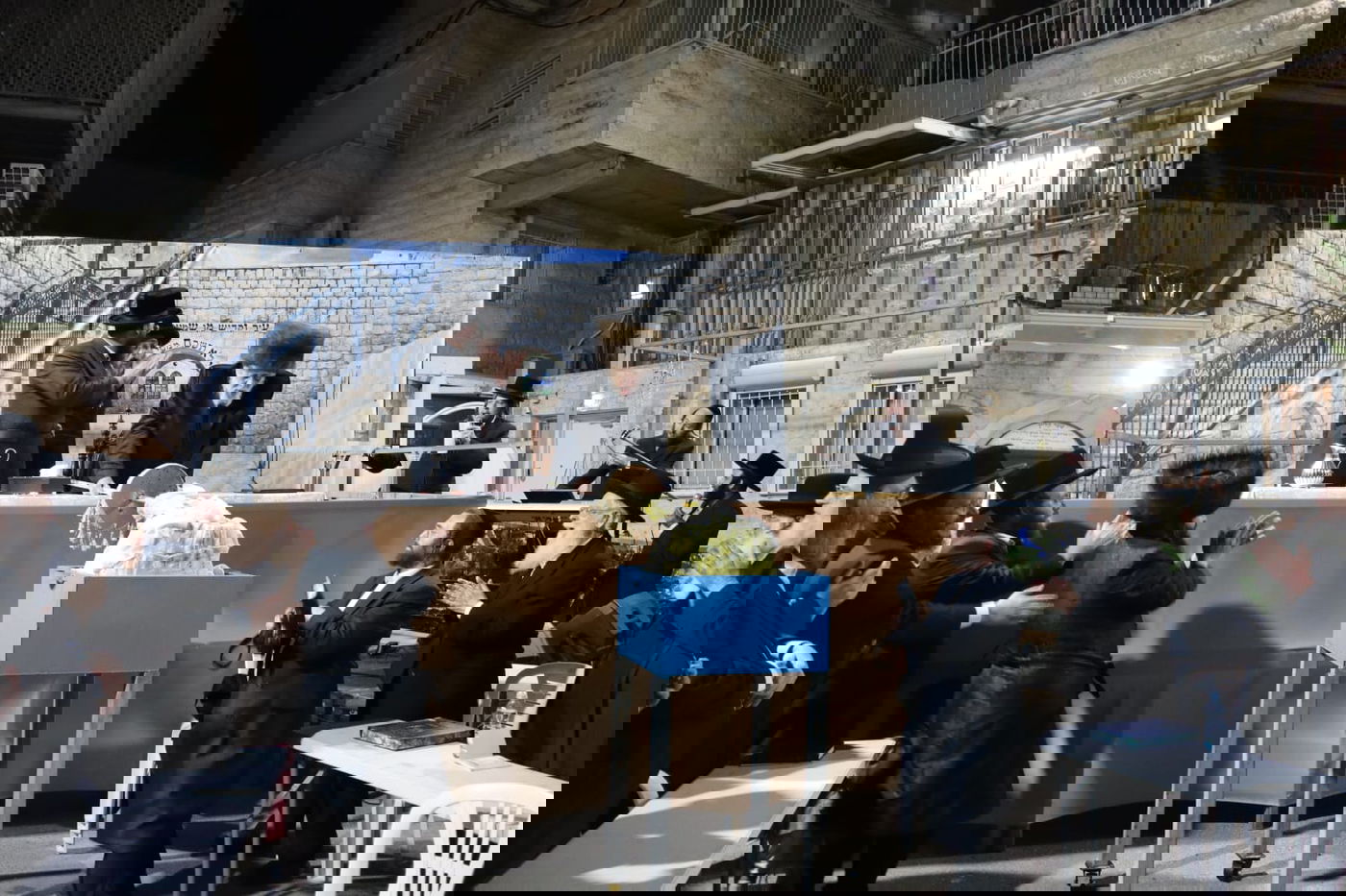 ל"ג בעומר בחצה"ק קופיטשניץ