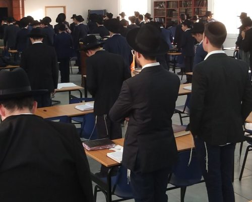 מאות משפחות מגלות מדי שנה את הפתרון המושלם שמשלב תורה ויראת שמים ברמה גבוהה