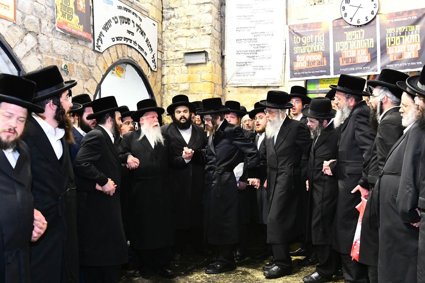 האדמו"ר מסאדיגורה באתרא קדישא מירון