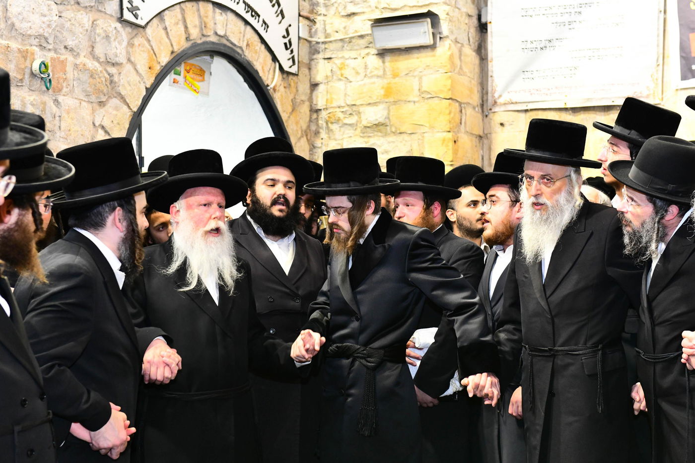 האדמו"ר מסאדיגורה באתרא קדישא מירון