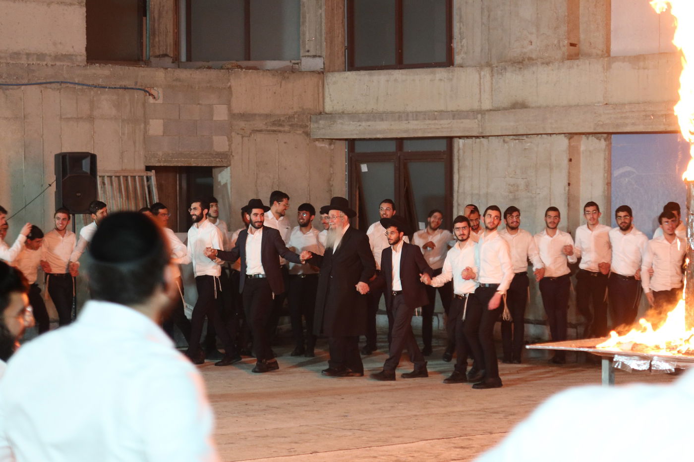 הגאון רבי משה דוד לפקוביץ בהדלקה לכבוד רשב"י