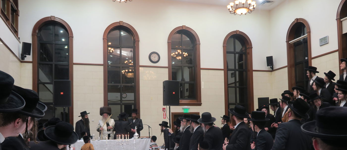 ל"ג בעומר בחצה"ק ניקלשבורג