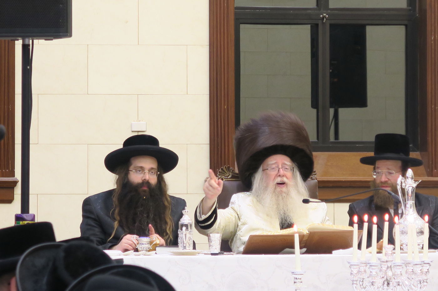 ל"ג בעומר בחצה"ק ניקלשבורג