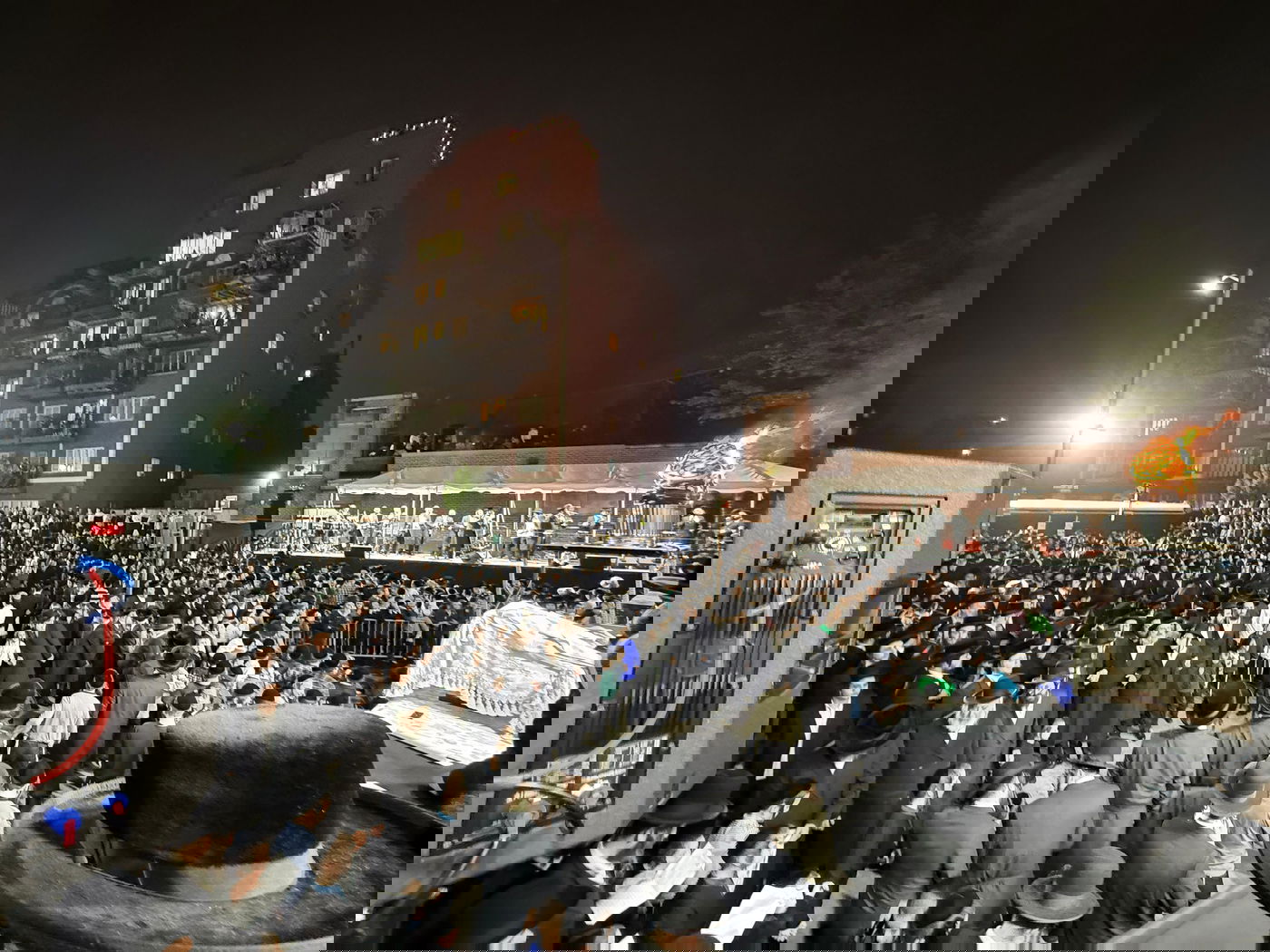 ל"ג בעומר בחצה"ק קראלי