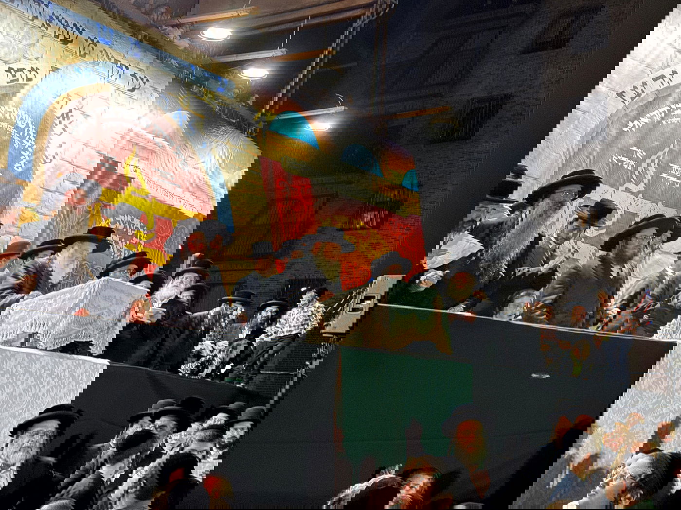 ל"ג בעומר בחצה"ק קראלי