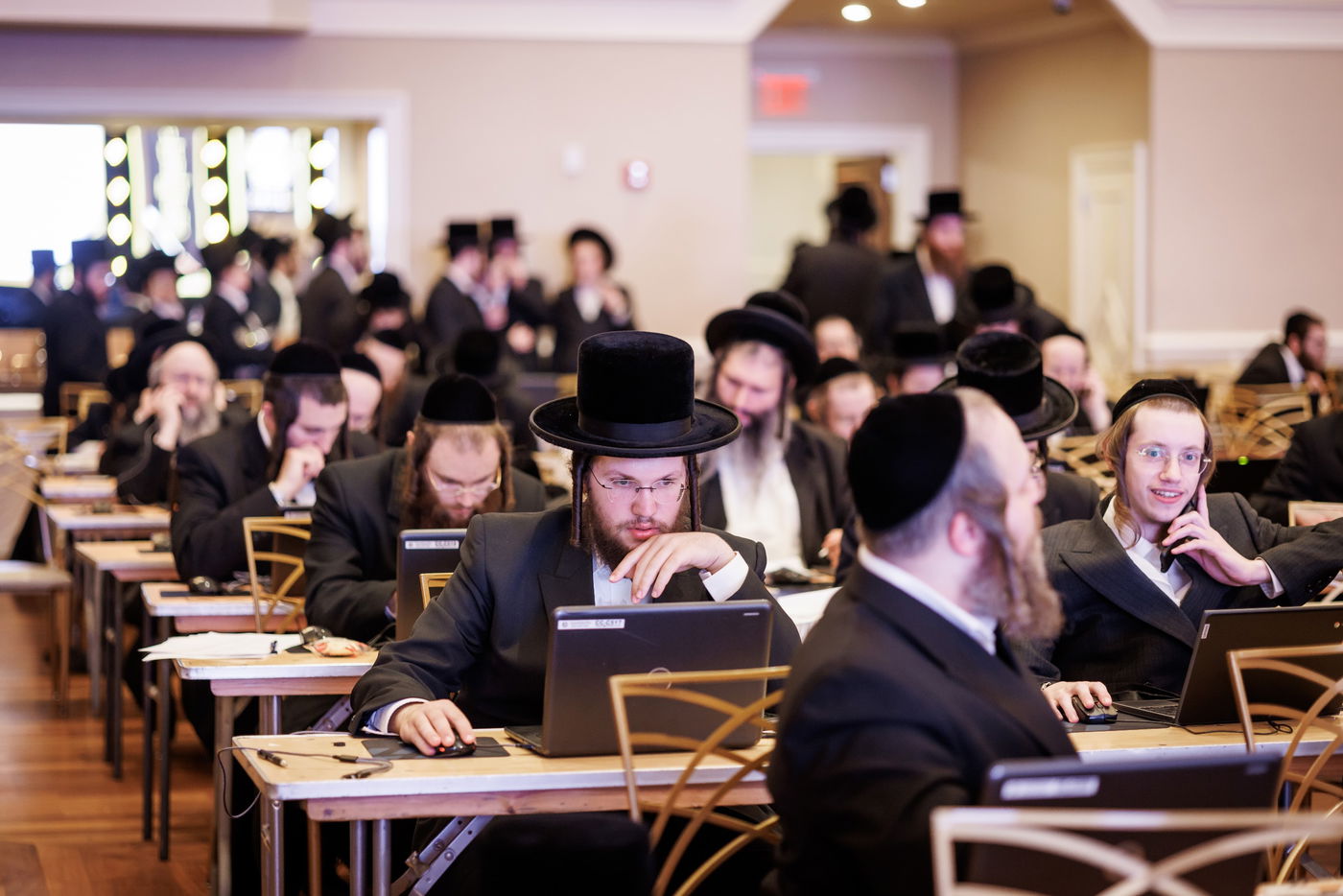 מגבית 'פתיחת שערים באבוב-45