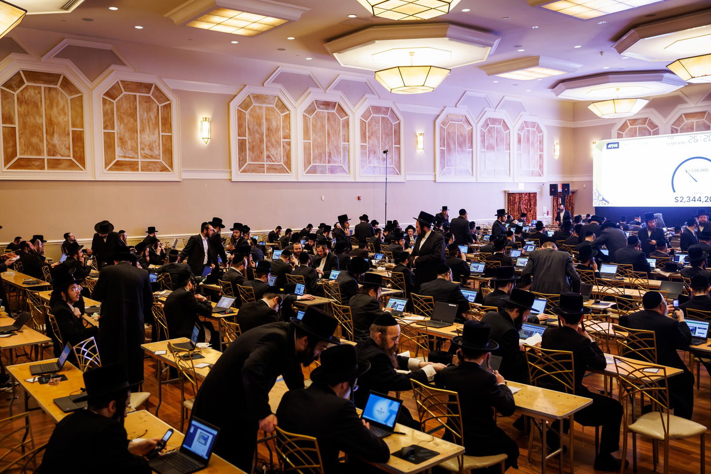 מגבית 'פתיחת שערים באבוב-45