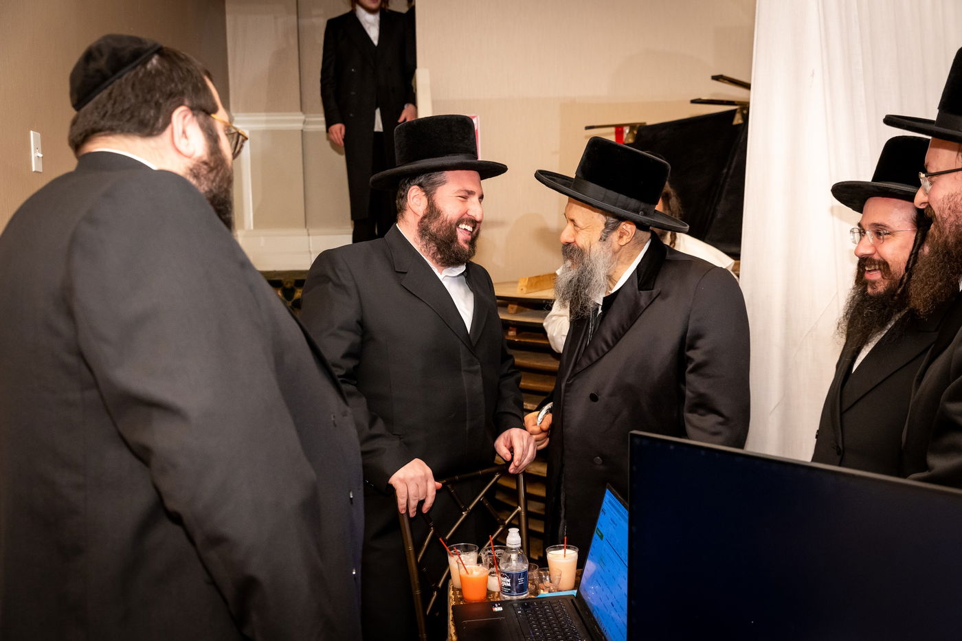 מגבית 'פתיחת שערים באבוב-45