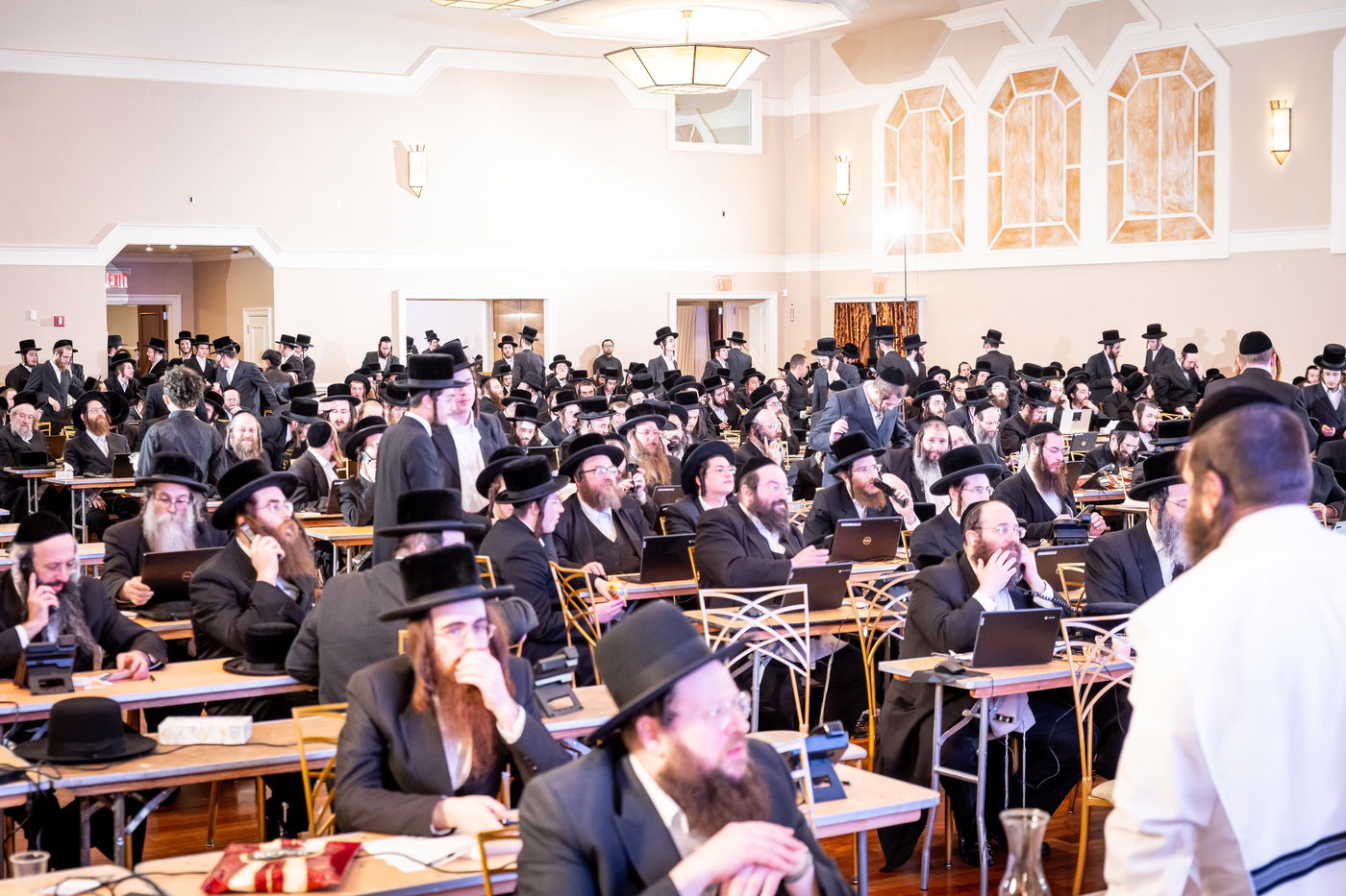 מגבית 'פתיחת שערים באבוב-45