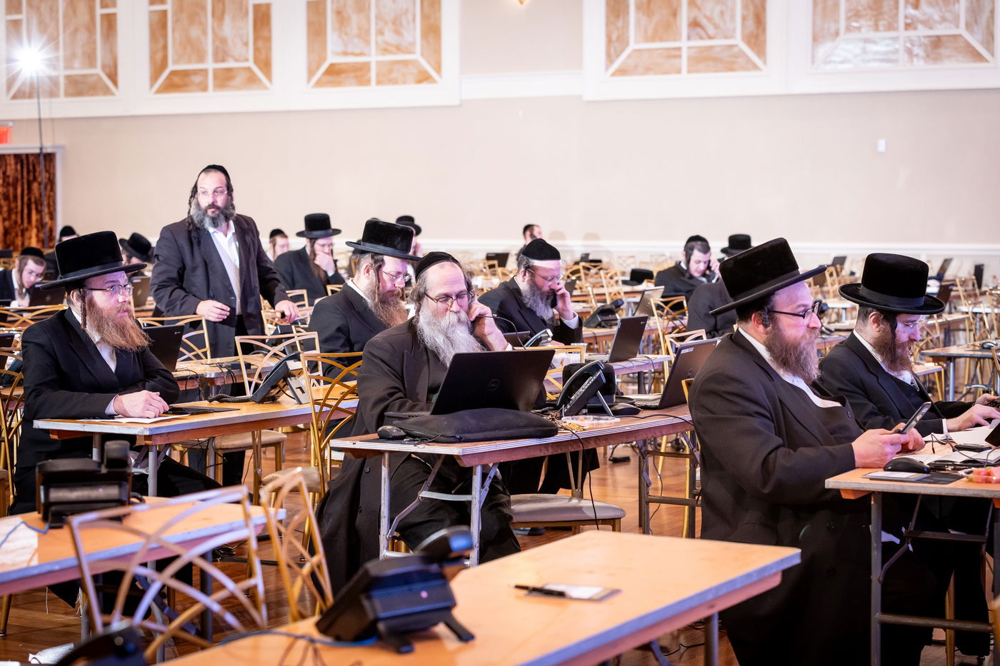 מגבית 'פתיחת שערים באבוב-45