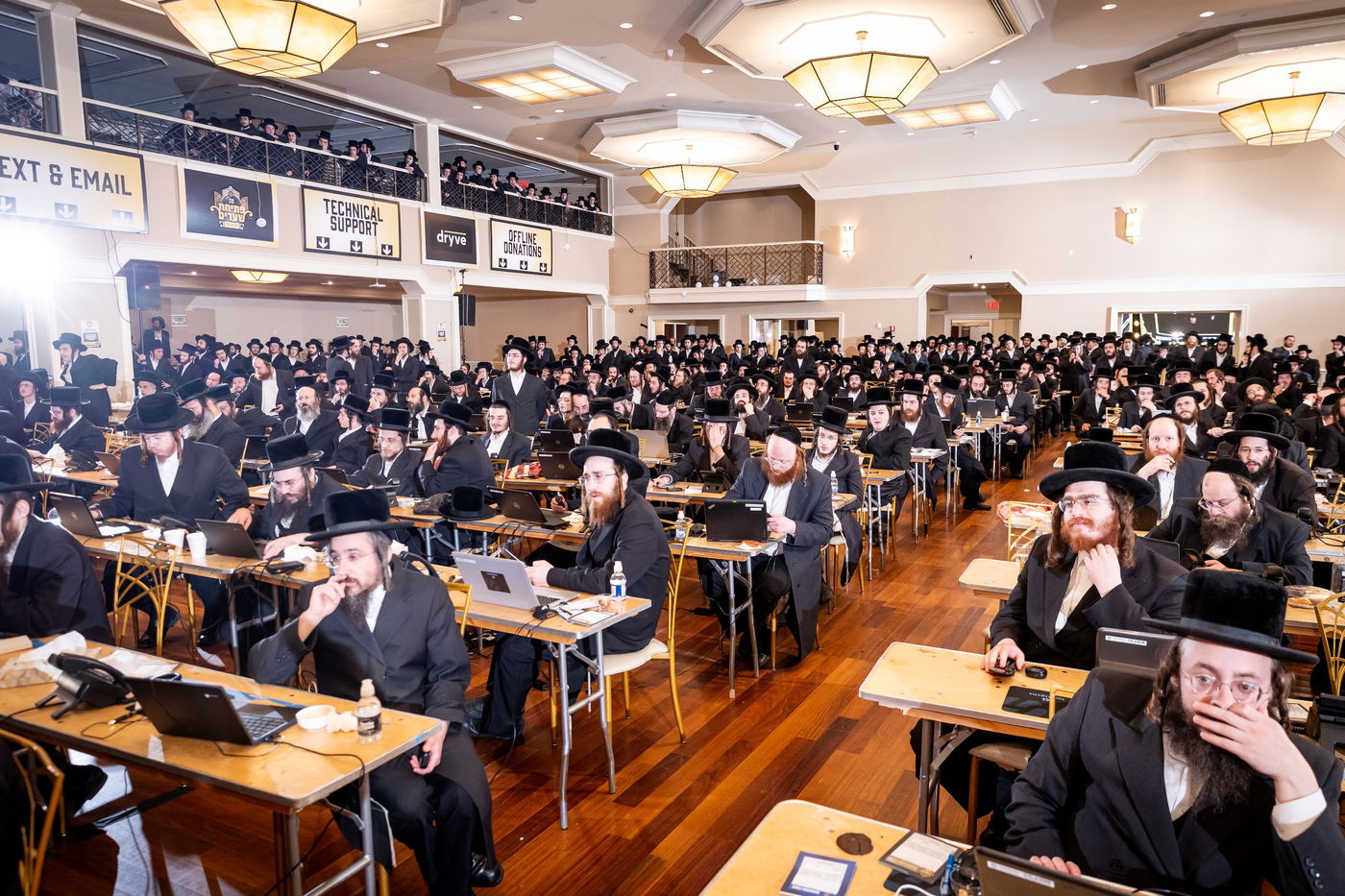 מגבית 'פתיחת שערים באבוב-45